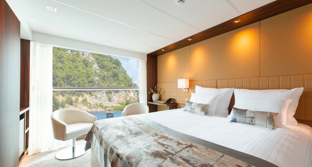 A/B-cabine (17-m2) met panorama-schufpui