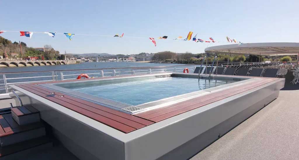 Amalia-Rodrigues-zwembad